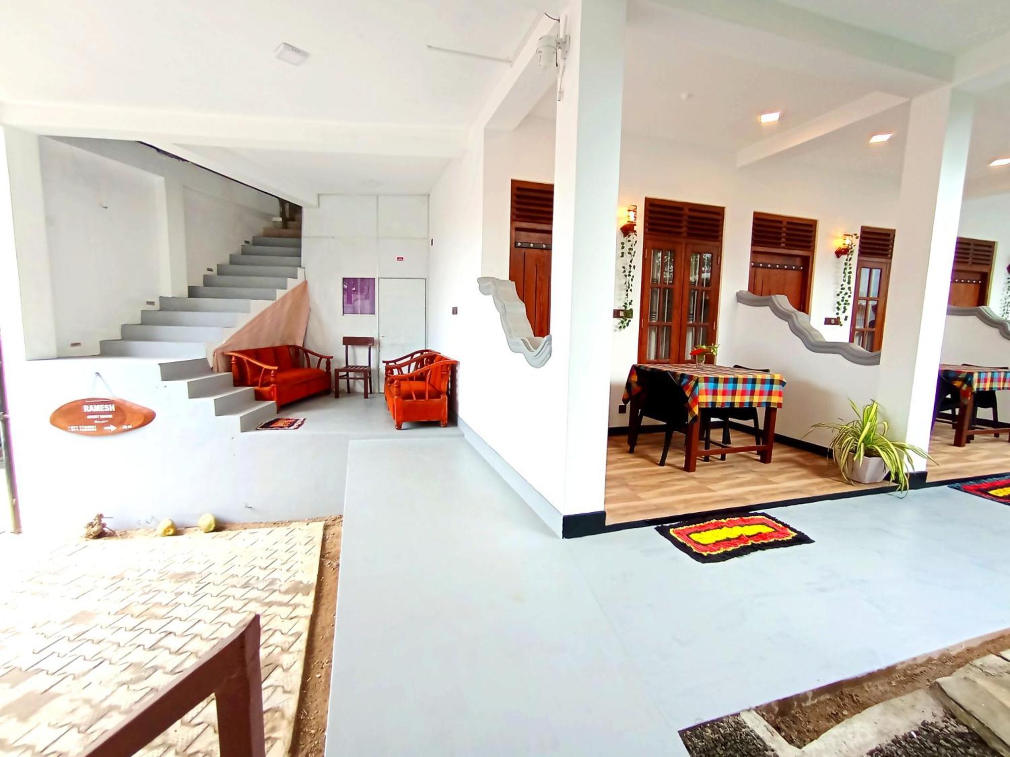 Ramesh Guesthouse Mirissa Bagian luar foto